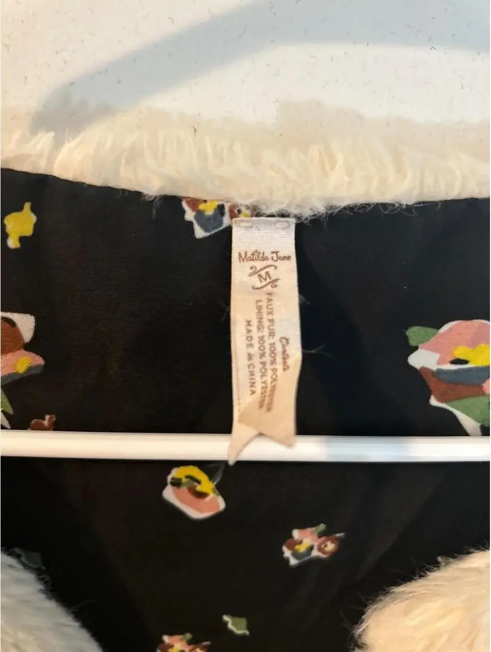 Motilda Jane reversible white faux fur vest with black floral print size 10 yrs